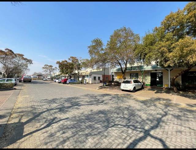 INDUSTRIAL PROPERTY TO RENT IN HENNOPSPARK